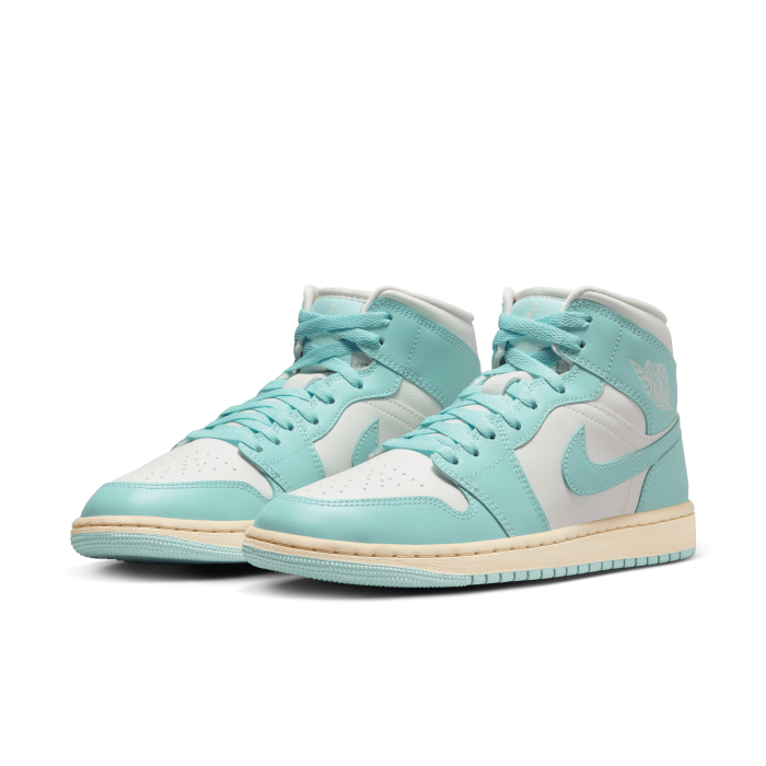 Air Jordan 1 Mid Light Dew