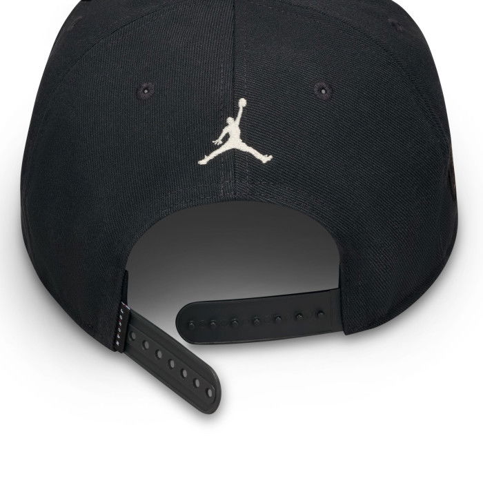 Jordan Pro off μαύρο καπάκι