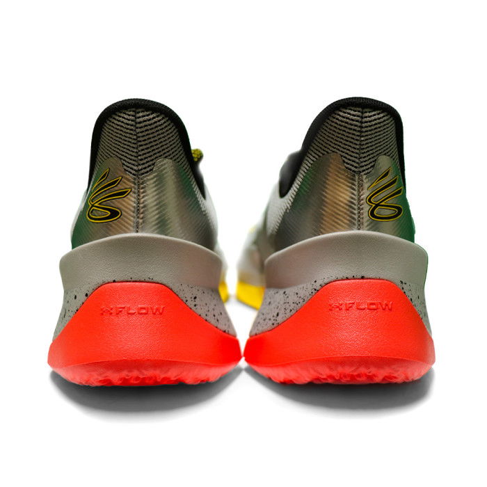 Under Armour Curry Series 7 Metallic Silver